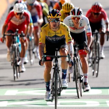 Ritwinnaar Roglic voelt zich iedere dag sterker worden in Tour de France