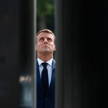 Vor “Charlie-Hebdo”-Prozess: Präsident Macron verteidigt Recht auf Blasphemie in Frankreich