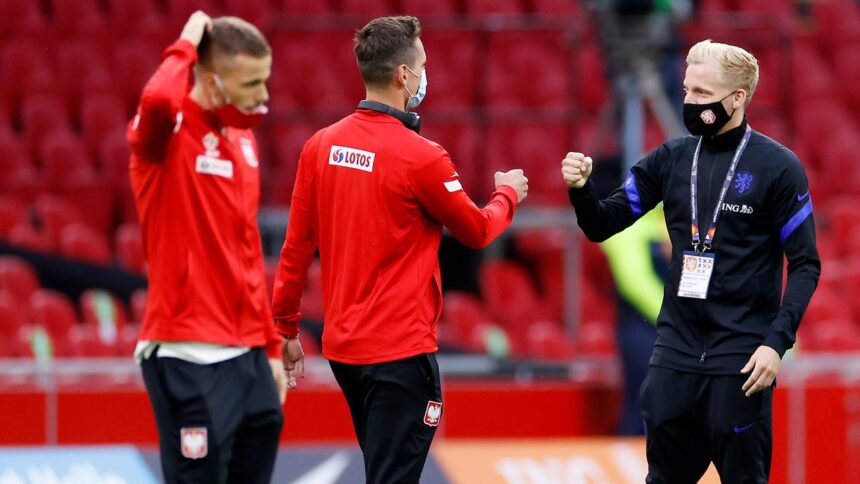 Oranje met Hateboer, Veltman en Aké in Nations League-duel met Polen