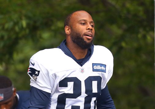 Patriots running back James White’s father dies in crash in Florida