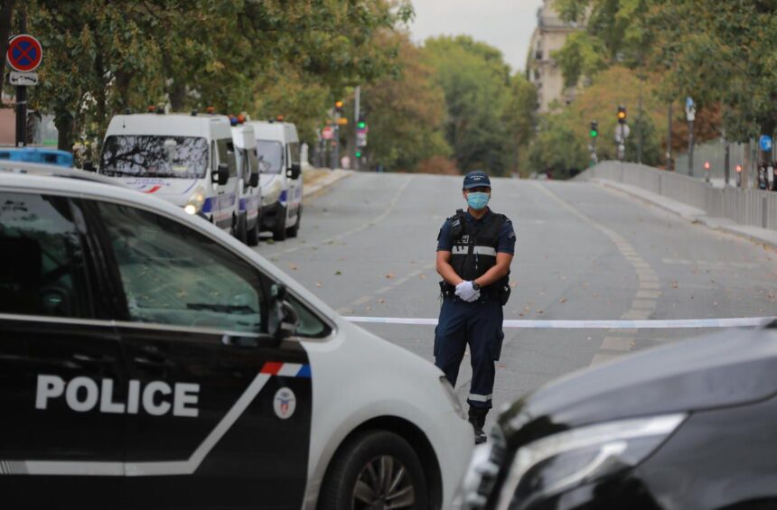 Paris : alerte à la bombe à la tour Eiffel, le quartier évacué