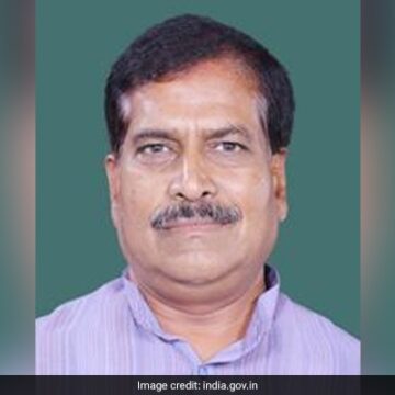 Junior Railways Minister Suresh Angadi Dies Of Covid
