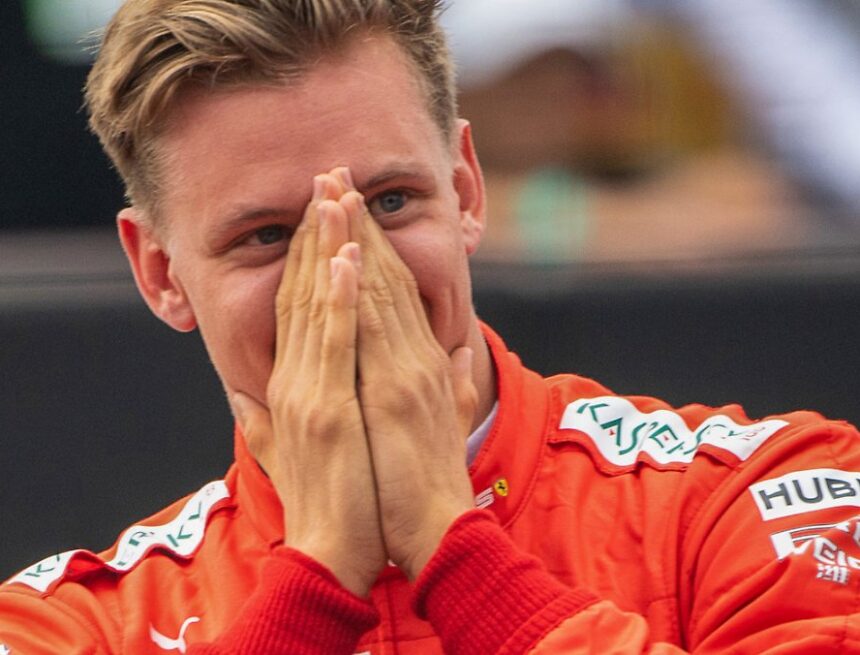 “Bin überglücklich”:Mick Schumacher feiert sein Formel-1-Debüt