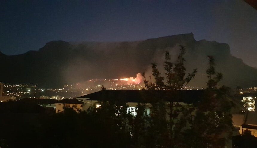 Table Mountain fire: Firefighters battle raging blaze fanned by strong wind