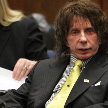 Phil Spector, famed music producer and convicted murderer, dies at 81