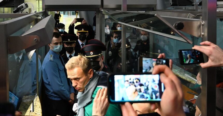 Aanhangers van Navalny: ‘Dat hij zo snel terugkomt, is ongelofelijk’