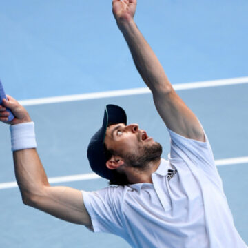 Тарпищев назвал Карацева королем после выхода в полуфинал Australian Open