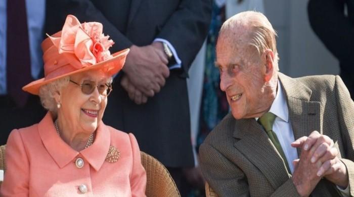 Queen Elizabeth continues monarch duty despite Prince Philips health woes