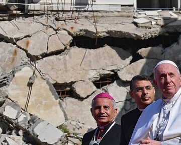 Papst gedenkt Kriegsopfern im Irak: “Geschwisterlichkeit ist stärker als Brudermord”
