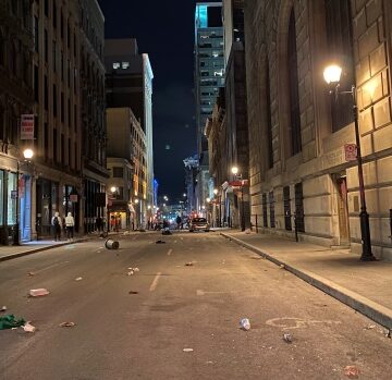 Rioters set fires, smash windows in Old Montreal curfew protest