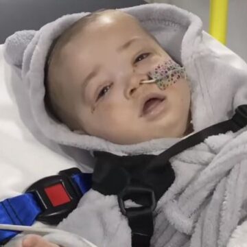 Baby Azaylia Cain rushed to hospital as ‘Clap for Azaylia’ heard around the world