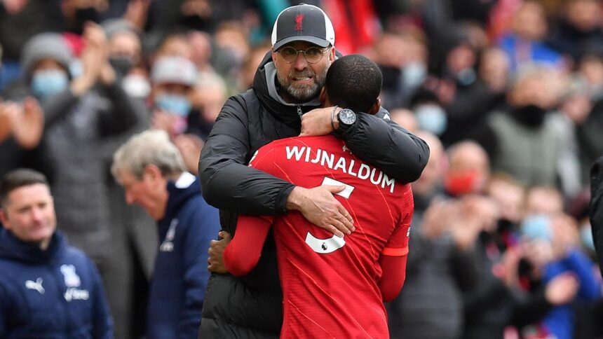 Klopp zwaait Wijnaldum uit: ‘Je bent voor altijd een Liverpool-legende’