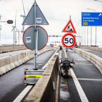 50 vanaf nu maximumsnelheid op Haringvlietbrug, Rijkswaterstaat verwacht files