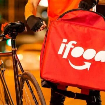 Restaurantes têm nomes alterados no iFood por mensagens de apoio a Bolsonaro e contra vacina