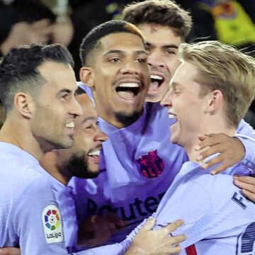 Memphis Depay en Frenkie de Jong bezorgen Barça zege bij Villarreal