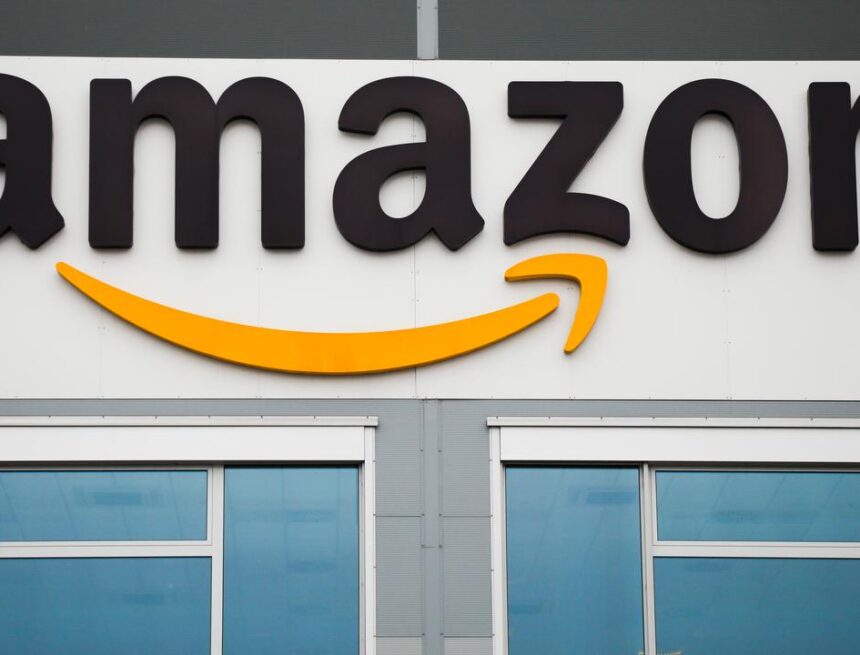 Amazon-medewerkers willen af van smartphoneverbod tijdens werk Amazon-medewerkers willen af van smartphoneverbod tijdens werk