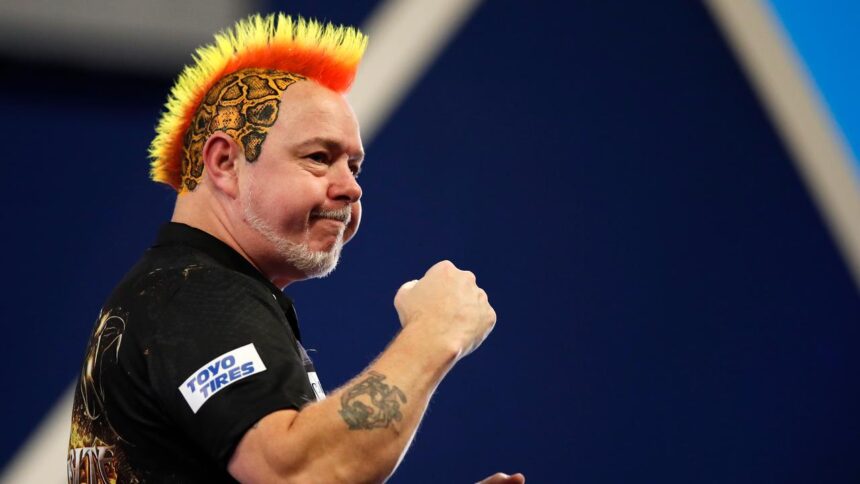 Wright schakelt revelatie Rydz na zenuwslopende partij uit op WK darts Wright schakelt revelatie Rydz na zenuwslopende partij uit op WK darts
