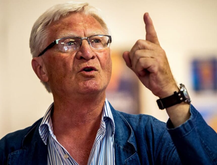 “Courageux et droit”, “intègre”: la classe politique salue le député José Evrard, mort du Covid