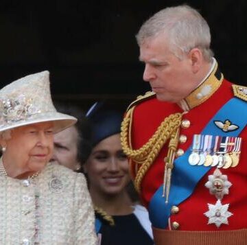 Klage wegen Missbrauchsvorwürfen : Queen entzieht Prinz Andrew alle militärischen Titel