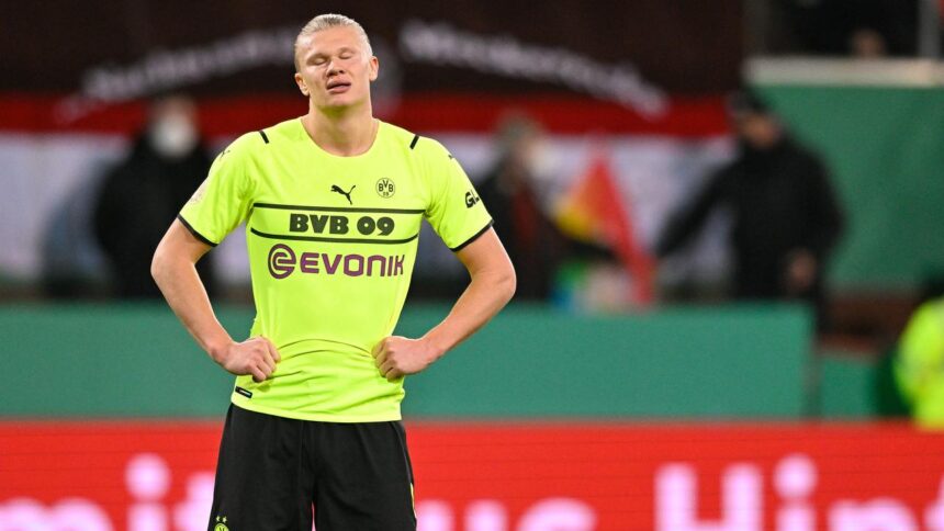 Titelverdediger Dortmund blameert zich in beker, goal Ziyech baat Chelsea niet