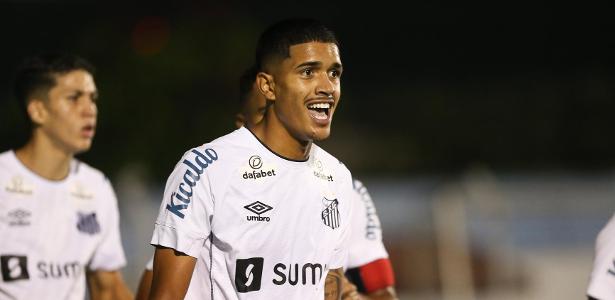 Santos vence América-MG com dois de Lucas Barbosa e vai à final da Copinha