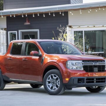 Ford reportedly suspends reservations of its Maverick hybrid pickup truck