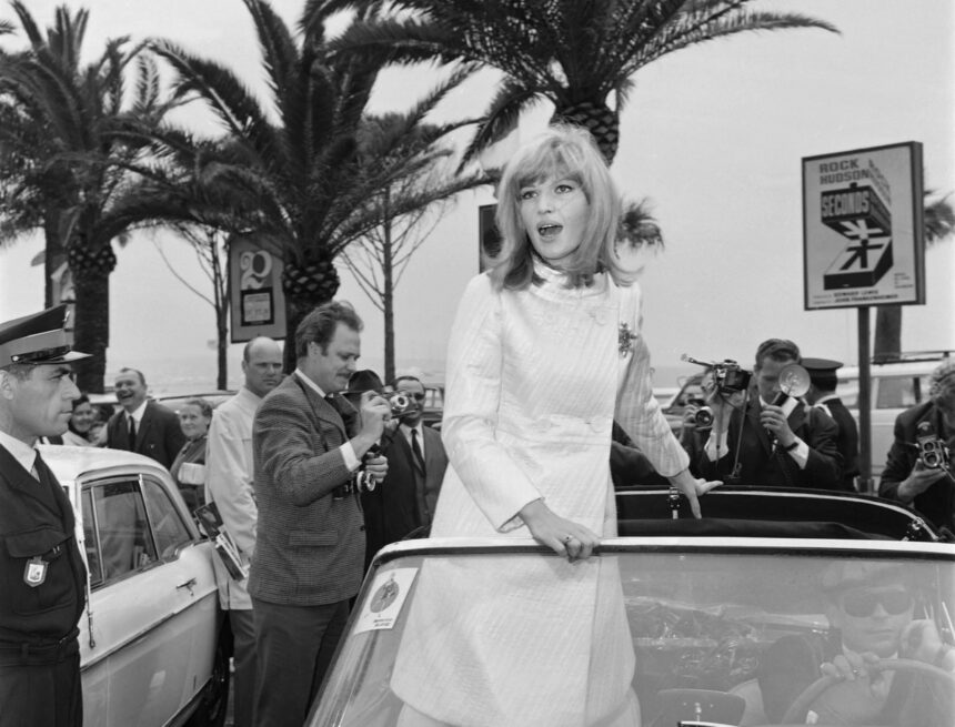 Monica Vitti, atriz italiana, morre aos 90 anos Monica Vitti, atriz italiana, morre aos 90 anos