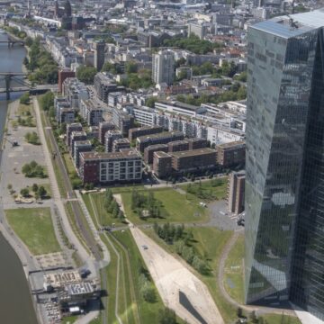 Trotz mehr als 5 Prozent Inflation: EZB lässt den Leitzins unverändert Trotz mehr als 5 Prozent Inflation: EZB lässt den Leitzins unverändert