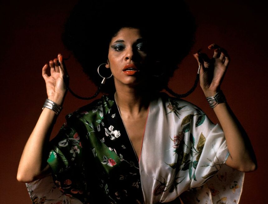 Mit 77 Jahren: US-Soul-Sängerin Betty Davis ist gestorben Mit 77 Jahren: US-Soul-Sängerin Betty Davis ist gestorben