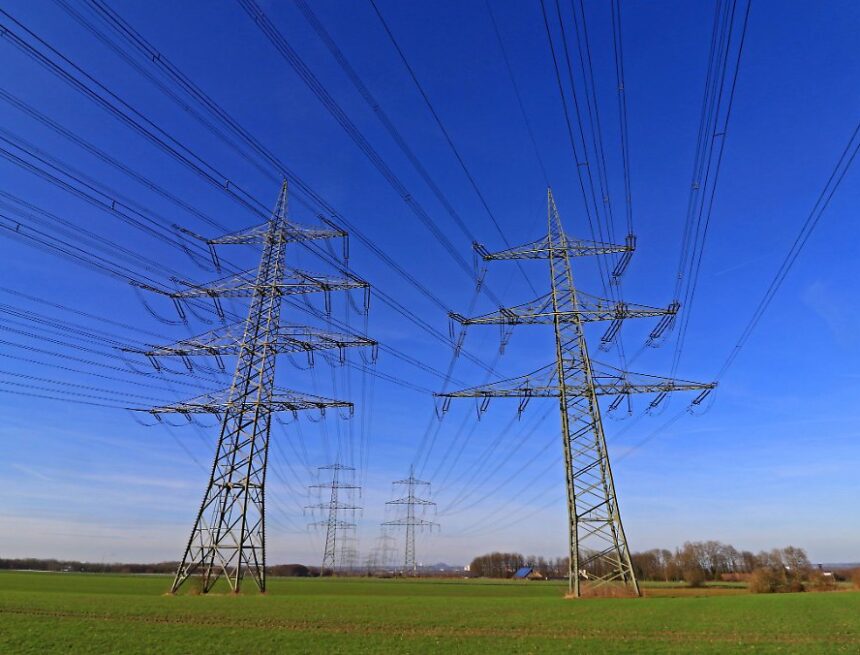 Einigung im Koalitionsausschuss: Entlastungspaket: EEG-Umlage fällt weg, Pendlerpauschale steigt