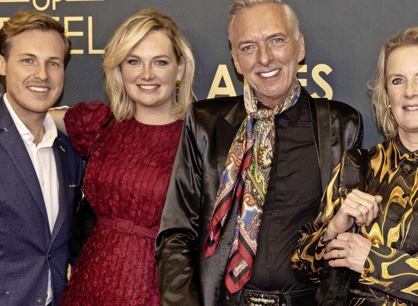 Erica en Martien Meiland over trouwplannen Maxime: ‘Ze zijn voor elkaar bestemd’ Erica en Martien Meiland over trouwplannen Maxime: ‘Ze zijn voor elkaar bestemd’