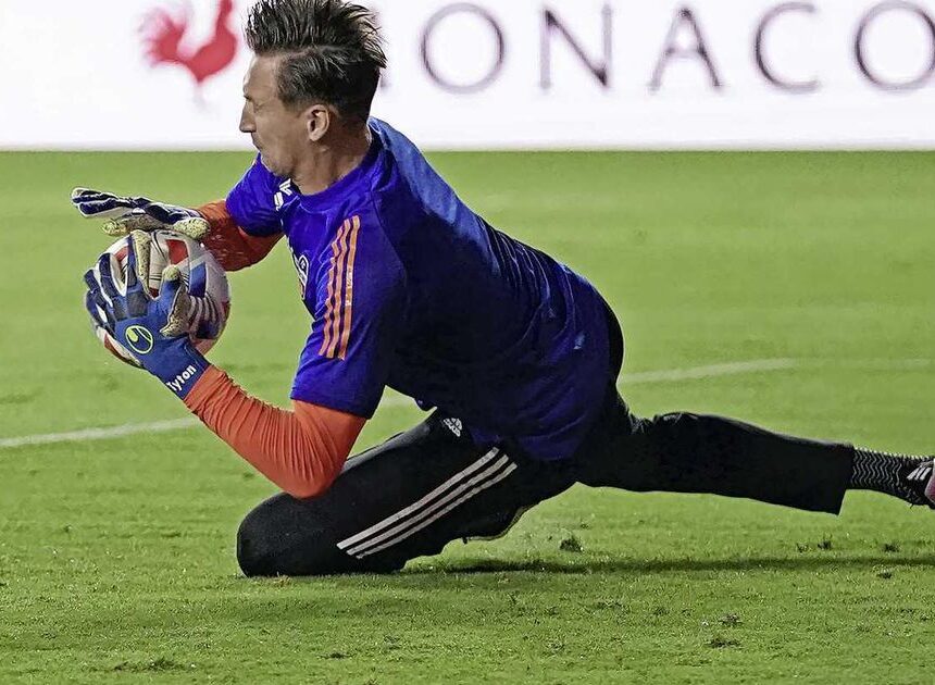 Ajax kiest voor Przemyslaw Tyton Ajax kiest voor Przemyslaw Tyton