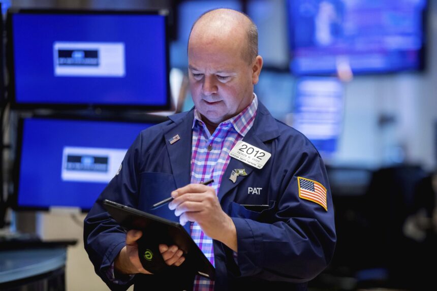 US markets set for lower open; oil prices continue to surge US markets set for lower open; oil prices continue to surge