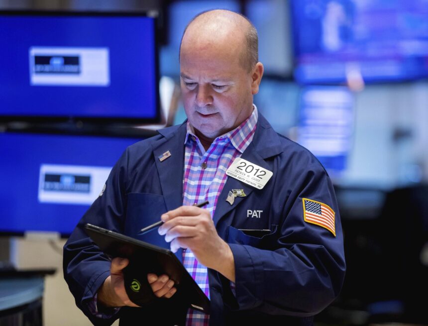 US markets set for lower open; oil prices continue to surge US markets set for lower open; oil prices continue to surge
