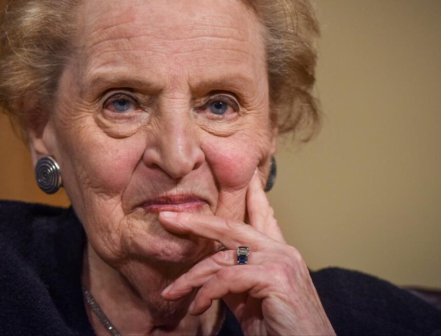 Eerste vrouwelijke buitenlandminister van de VS Madeleine Albright (84) overleden