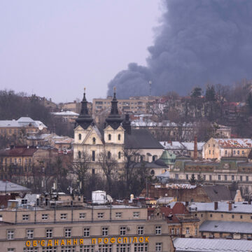 Krieg gegen die Ukraine: Raketenangriff auf Lwiw