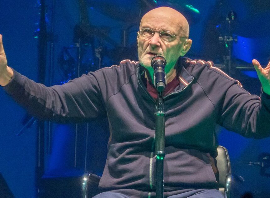 Phil Collins bids farewell to fans as he performs his last ever show amid health battle Phil Collins bids farewell to fans as he performs his last ever show amid health battle