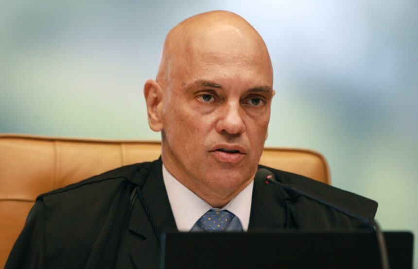 Moraes determina instalação imediata de tornozeleira eletrônica em Daniel Silveira
