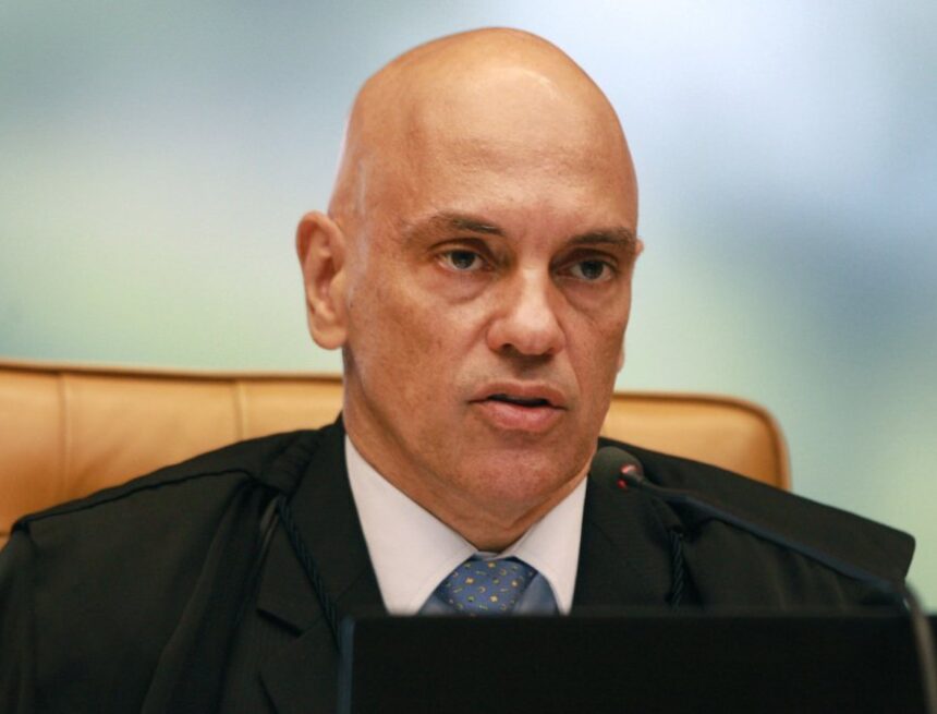 Moraes determina instalação imediata de tornozeleira eletrônica em Daniel Silveira Moraes determina instalação imediata de tornozeleira eletrônica em Daniel Silveira