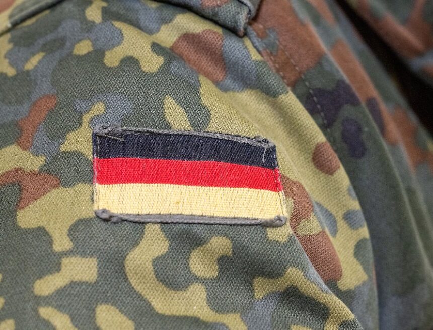 Für russischen Geheimdienst: Bundeswehr-Reserveoffizier wegen Spionage angeklagt Für russischen Geheimdienst: Bundeswehr-Reserveoffizier wegen Spionage angeklagt