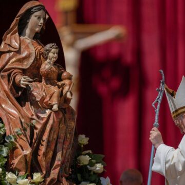 Osterpredigt des Papstes: »In meinem Herzen trage ich die vielen ukrainischen Opfer«