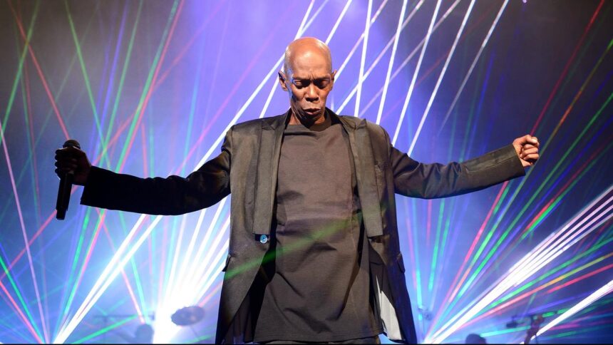 Zanger Maxi Jazz (65) van dancegroep Faithless overleden