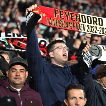 Slot wil dat Feyenoord-fans geen seconde stil zijn in cruciaal CL-duel met Atlético