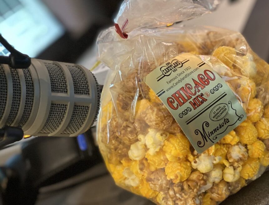Critical DMs: Chicago Mix, the Vince Vaughn of popcorn