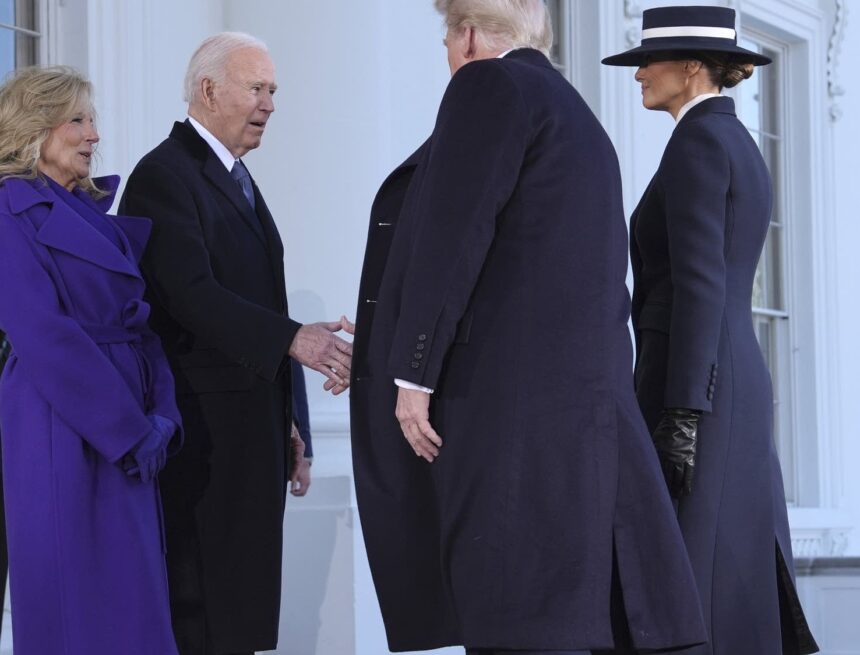 Just minutes before leaving the presidency, Biden pardons his siblings and their spouses