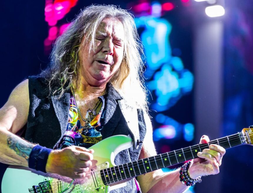 Dave Murray on Prospect of Iron Maiden’s Retirement: ‘There’s Nothing Worse Than Seeing a Band That Looks Like They Shouldn’t Be Doing It’