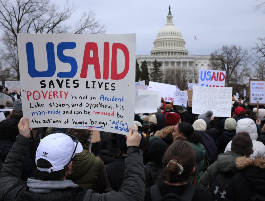 Trump licenzia 2mila dipendenti di USAID, l’agenzia che eroga e coordina gli aiuti internazionali