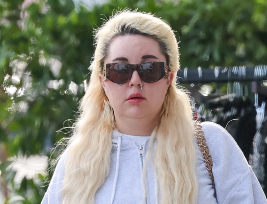 Amanda Bynes Steps Out With a Friend After Joining OnlyFans, Reveals What You Can Expect From Her