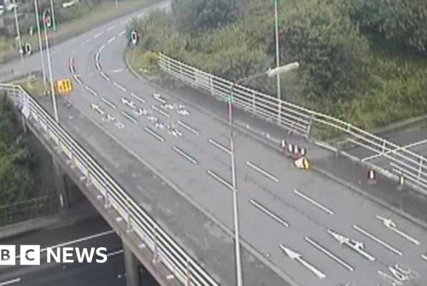 Major M62 delays after lorry crash causes fuel spill