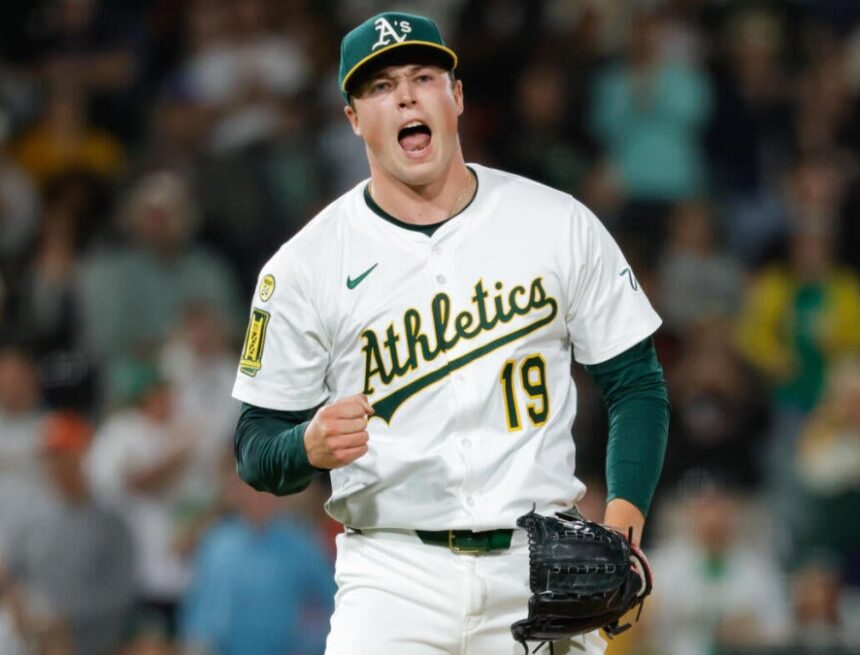 Fantasy Baseball Trade Deadline Tracker: Padres pay out the nose for Mason Miller, may move Robert Garcia